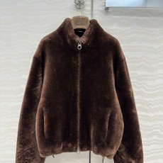 로로피아나 무스탕