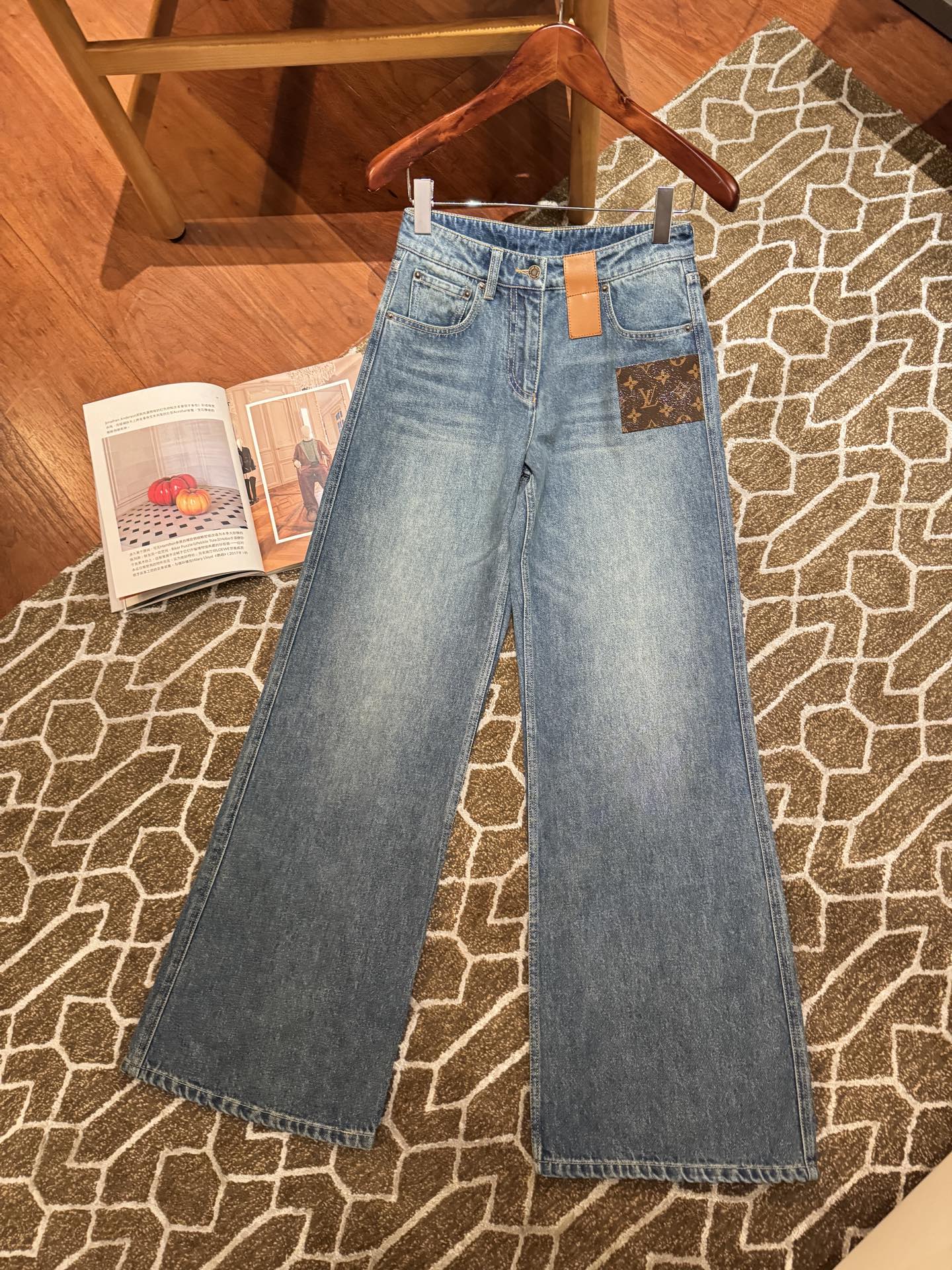 루이비통 청바지