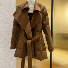 로로피아나 패딩