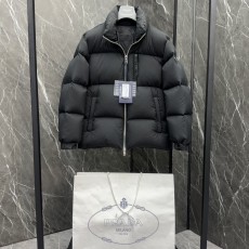 프라다 패딩