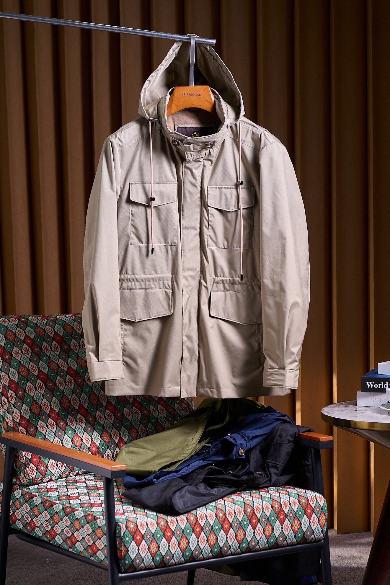 로로피아나 자켓