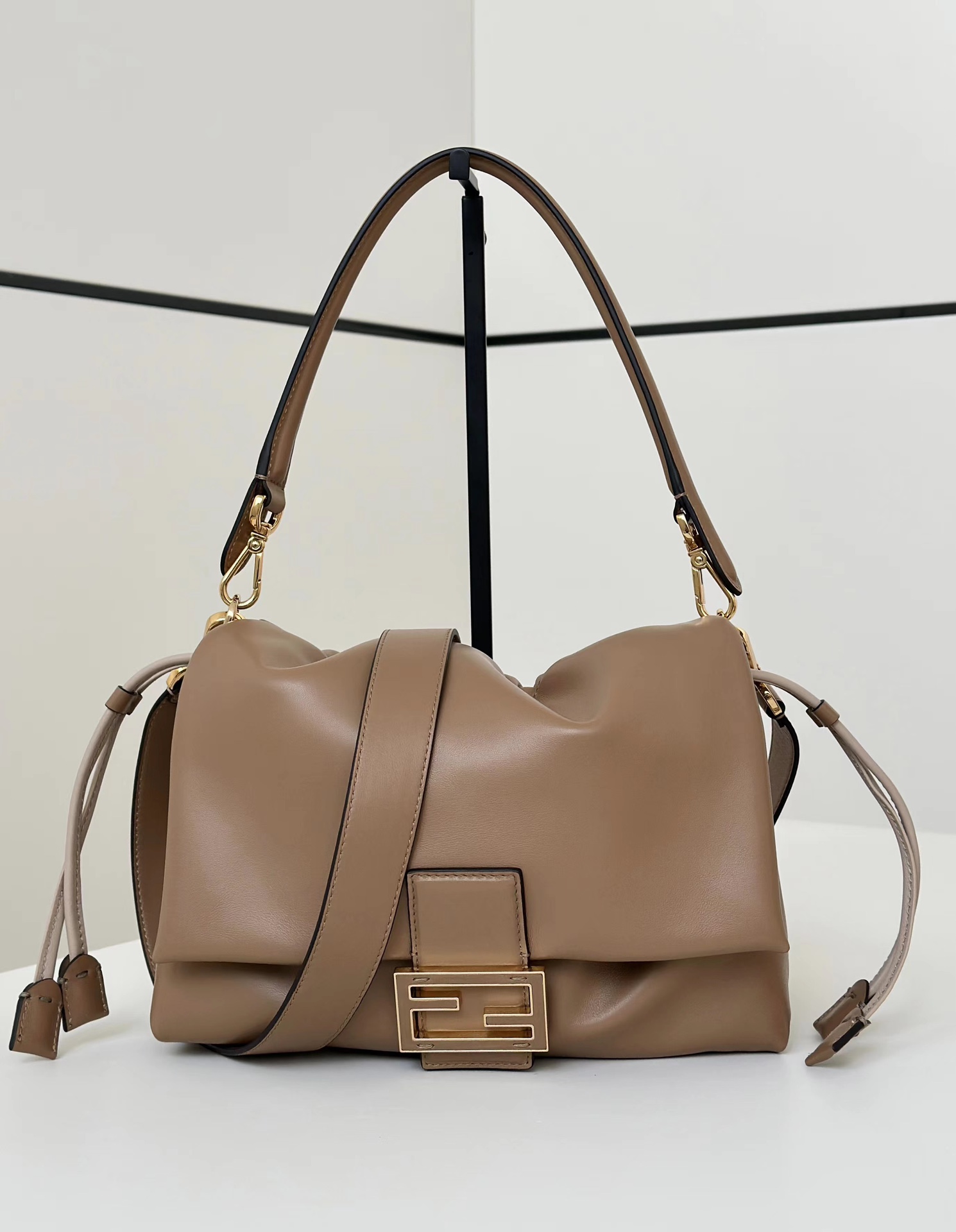 펜디 맘마바게트백미디엄