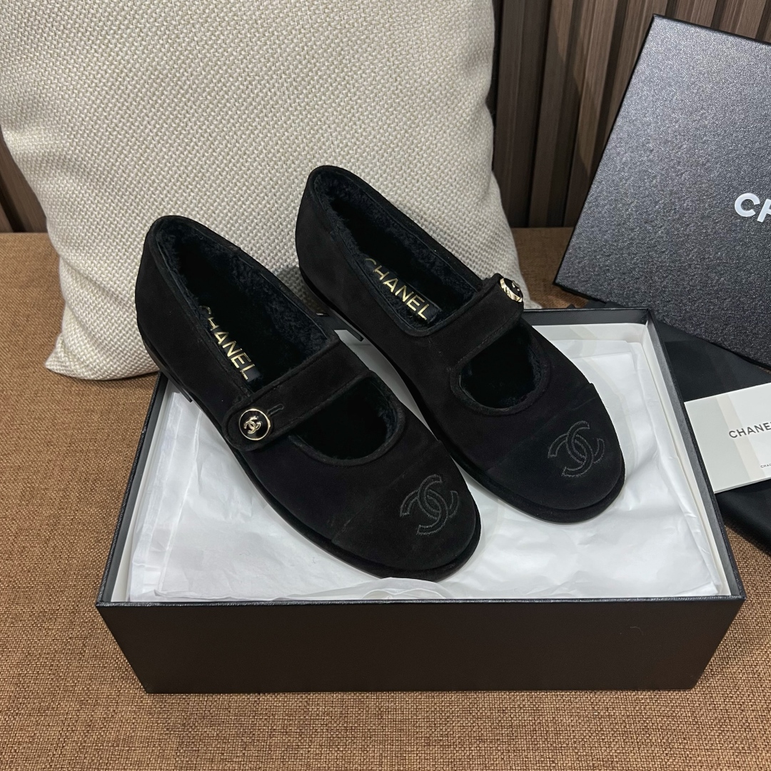 샤넬 플랫슈즈