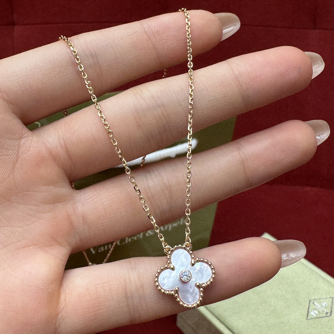 반클리프 목걸이