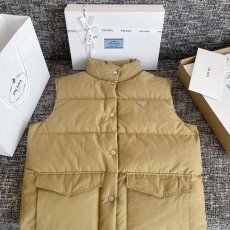 프라다 패딩조끼