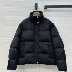 로로피아나 패딩