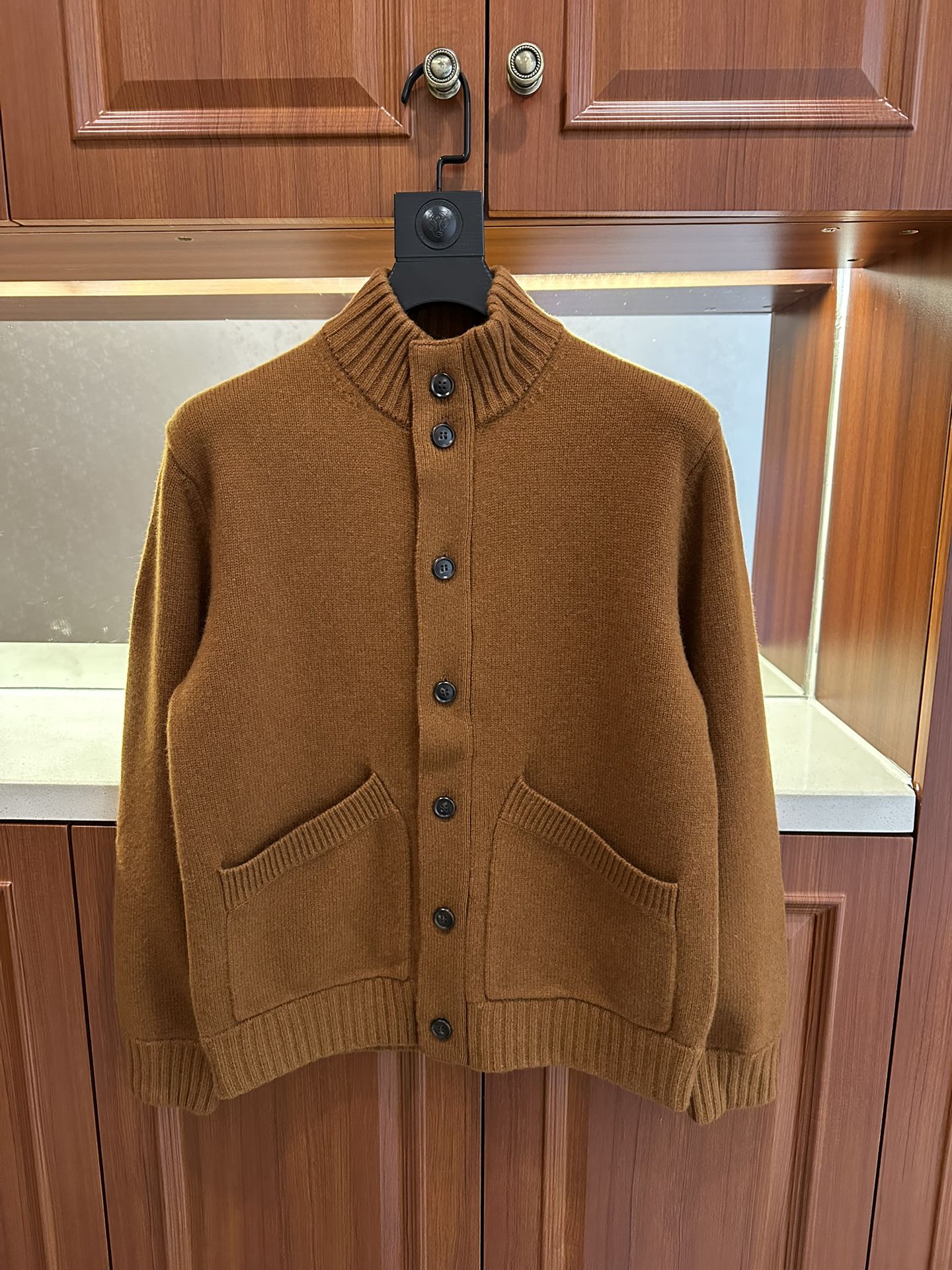 로로피아나 가디건