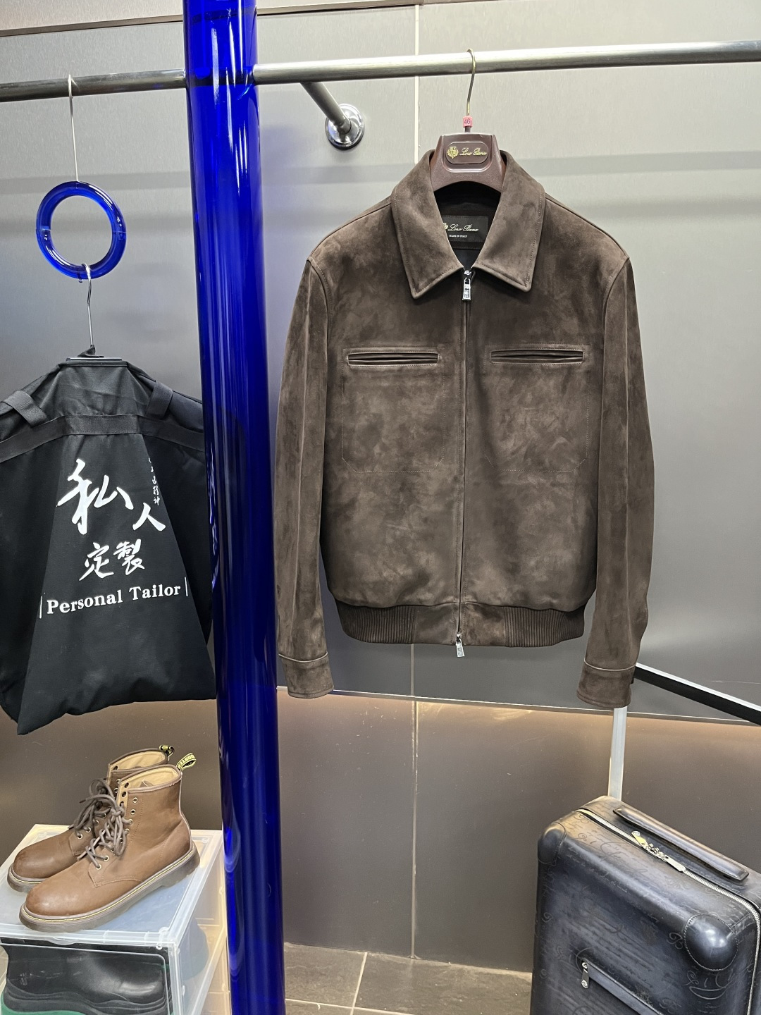 로로피아나 가죽자켓