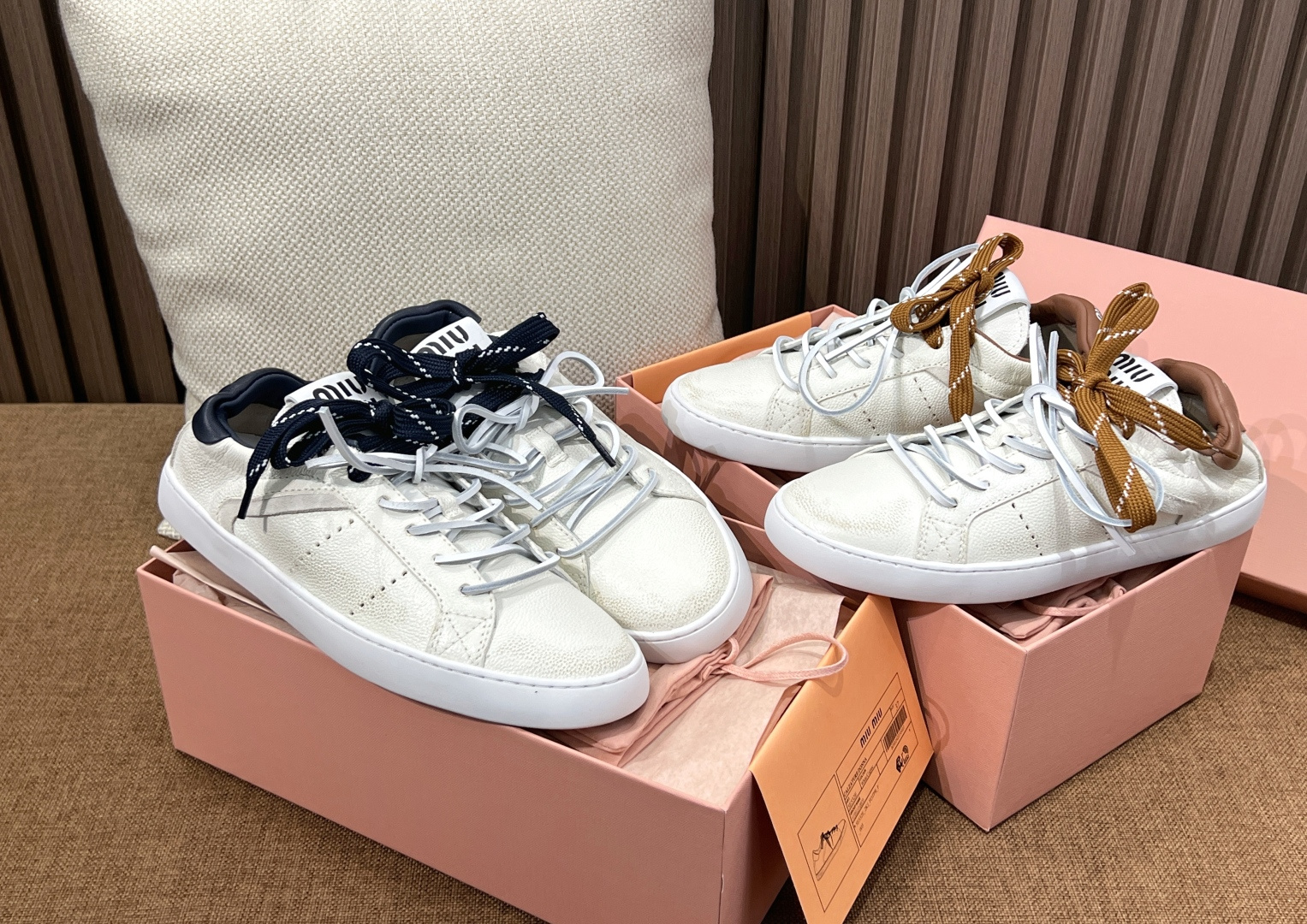 미우미우 스니커즈