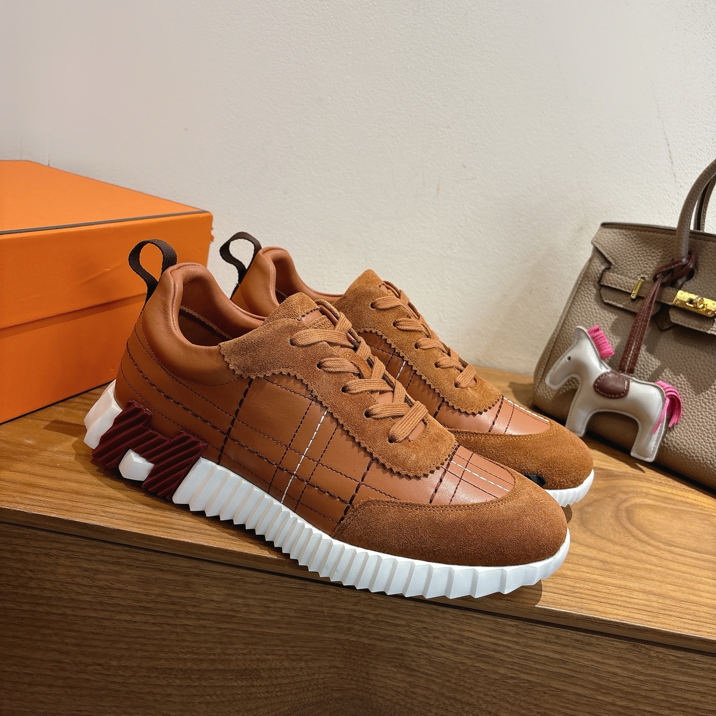 에르메스 스니커즈