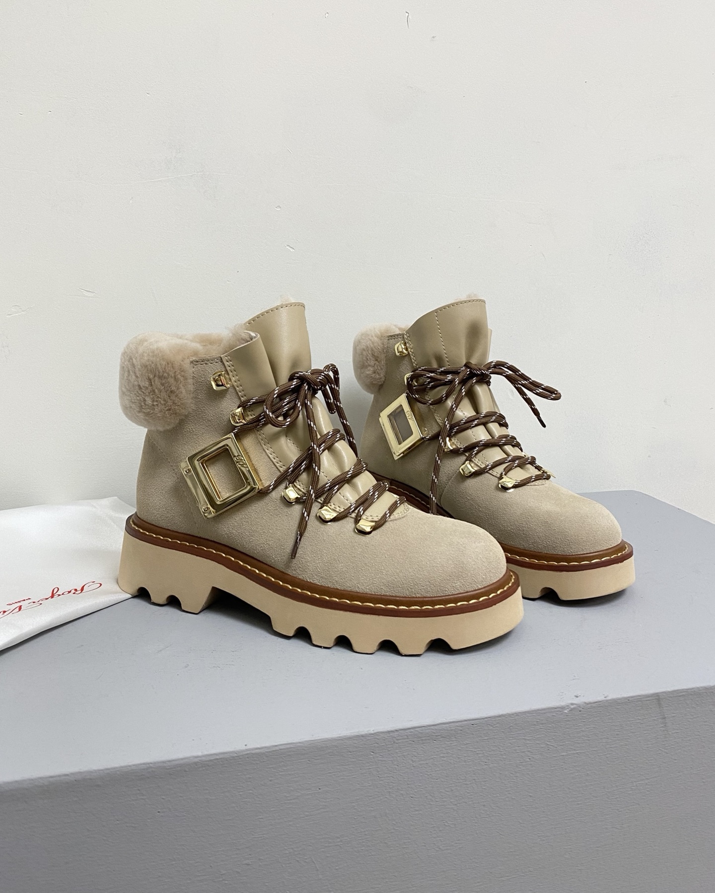 로저비비에 부츠