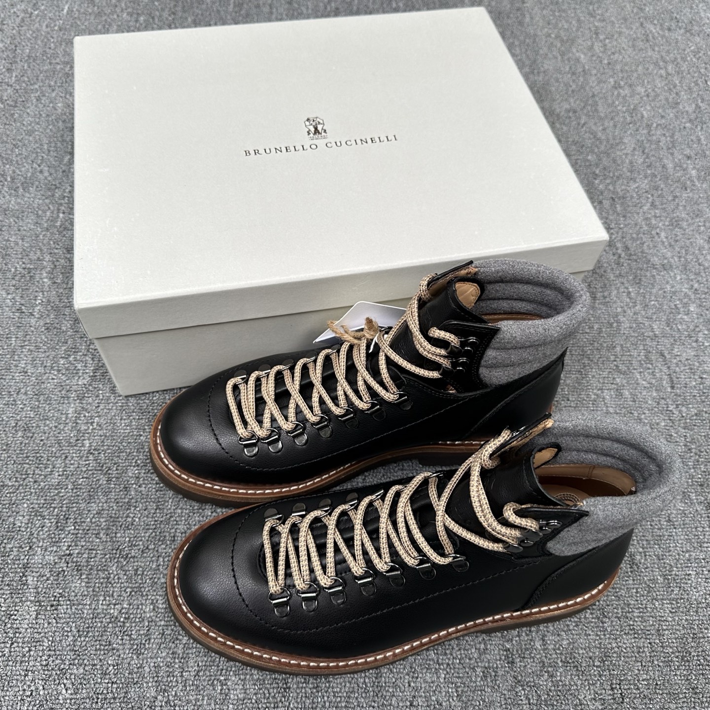 브루넬로쿠치넬리 부츠