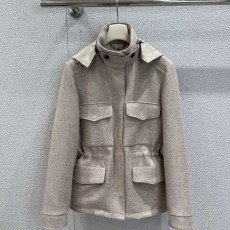 로로피아나 자켓