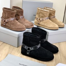 발렌시아가 부츠