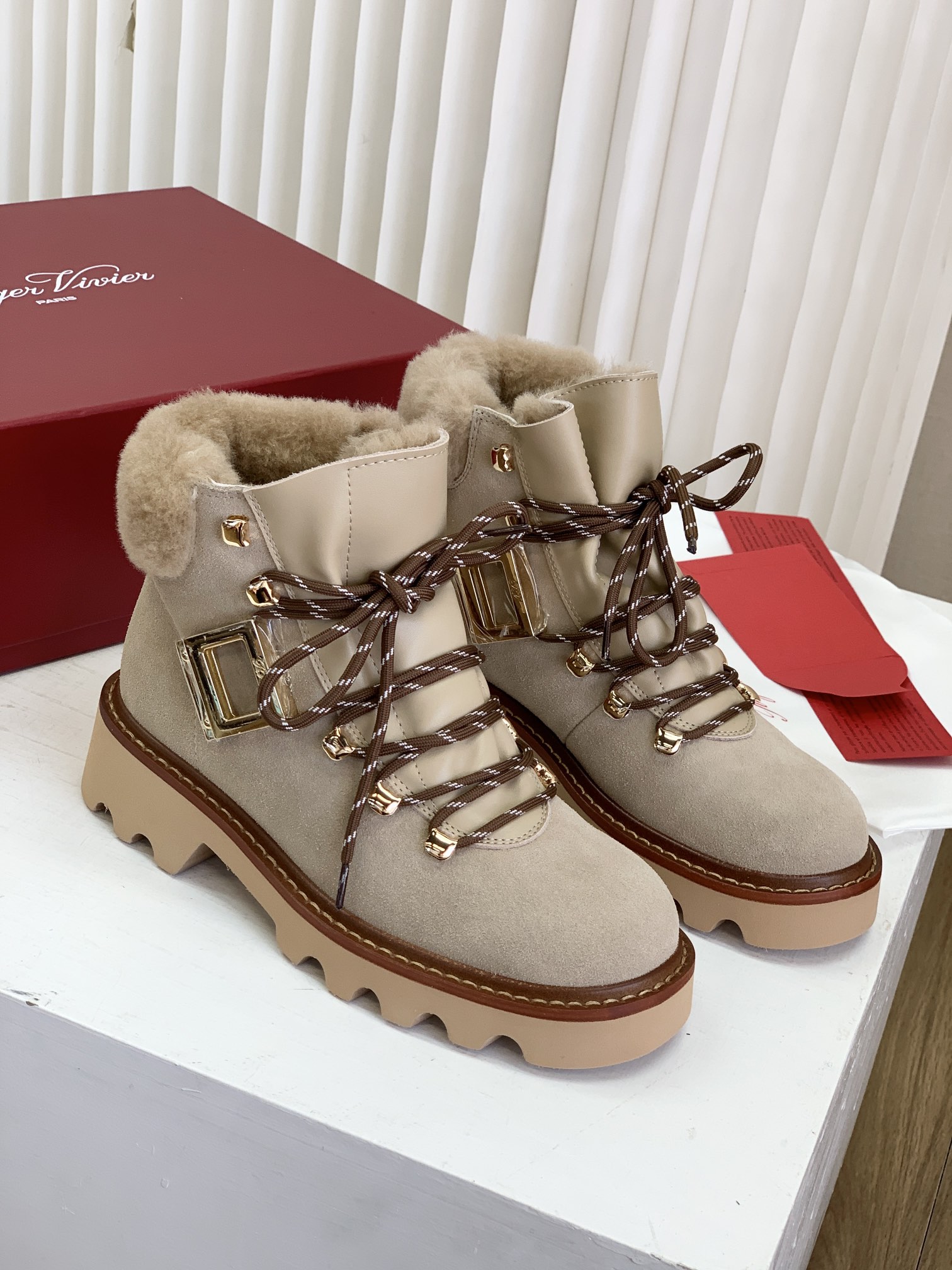 로저비비에 부츠