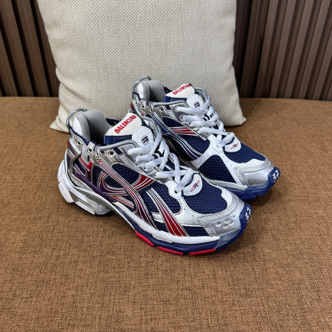 발렌시아가 스니커즈