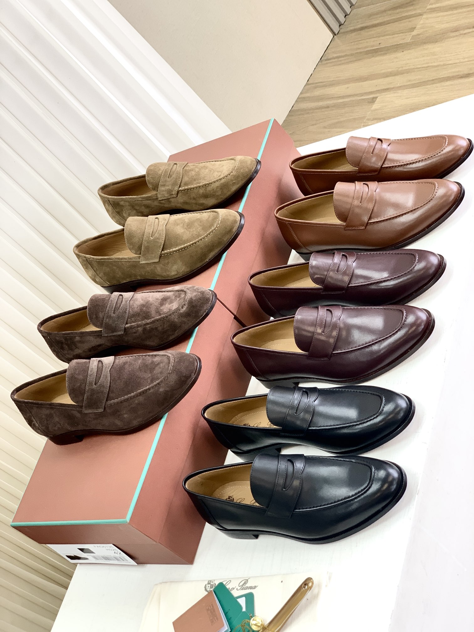 로로피아나 로퍼