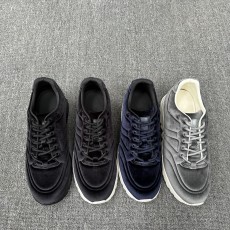 알마니 스니커즈