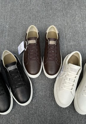 브루넬로쿠치넬리 스니커즈