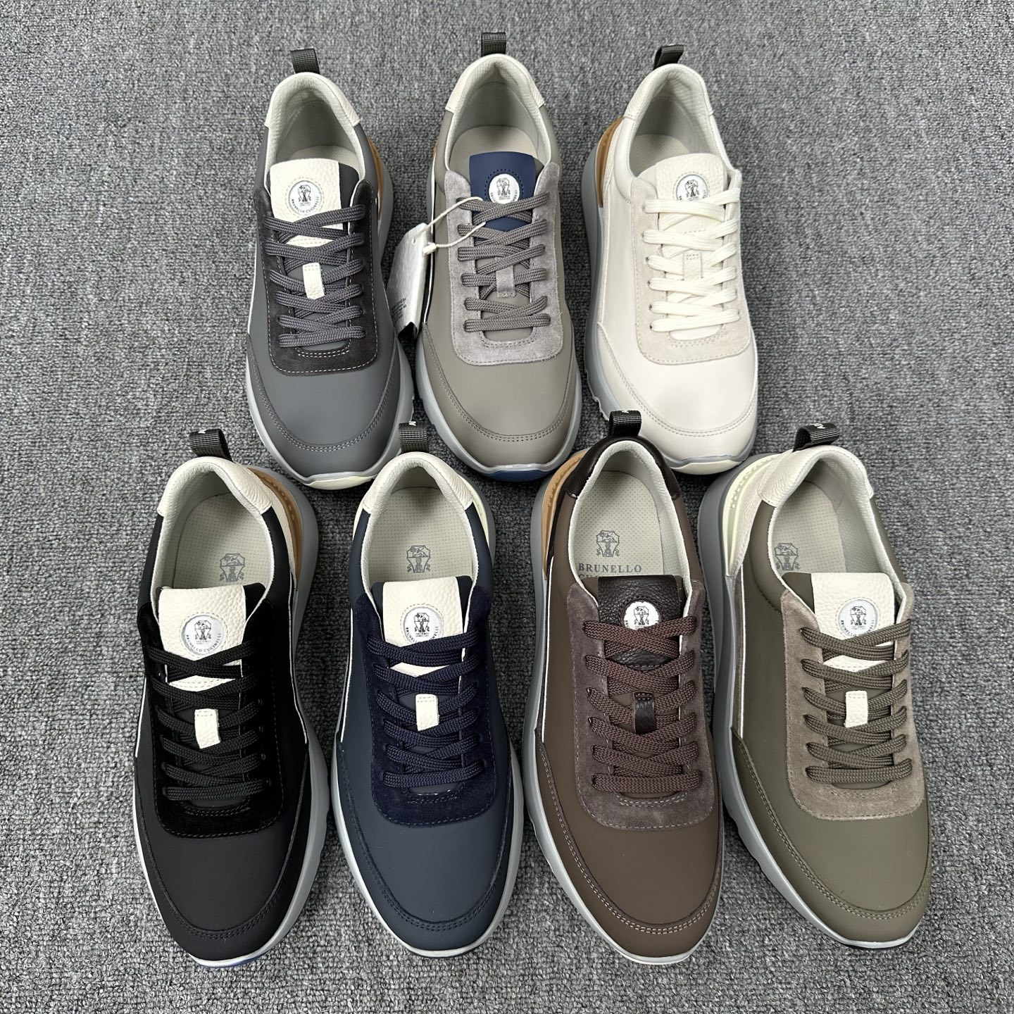 브루넬로쿠치넬리 스니커즈