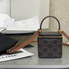 셀린느 미니베니티케이스