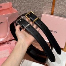 미우미우 벨트