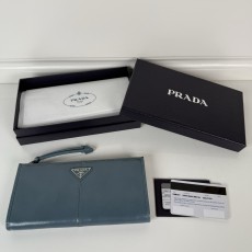 프라다 장지갑