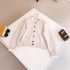 로로피아나 가디건