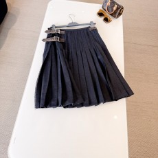 프라다 치마