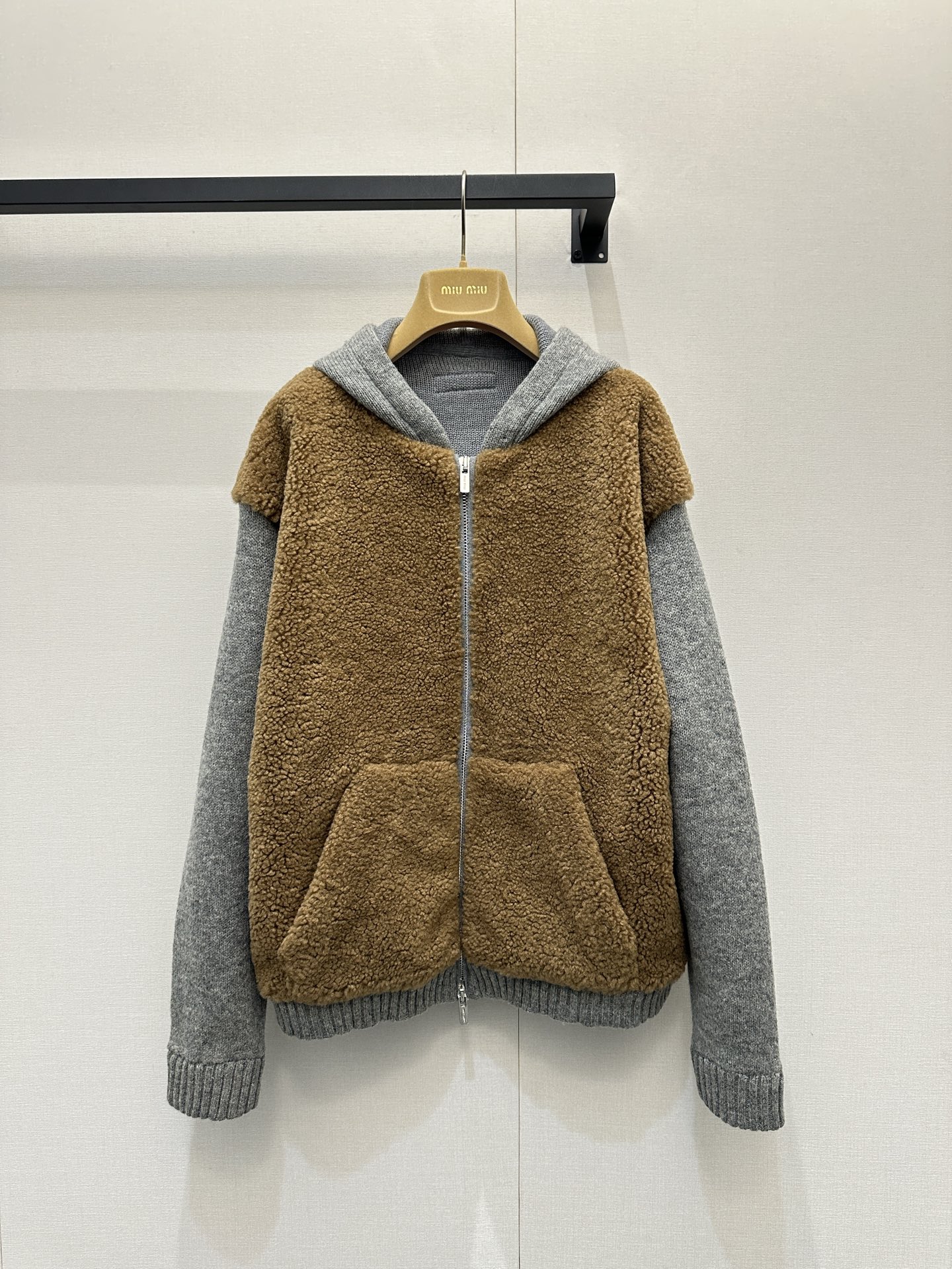 미우미우 자켓