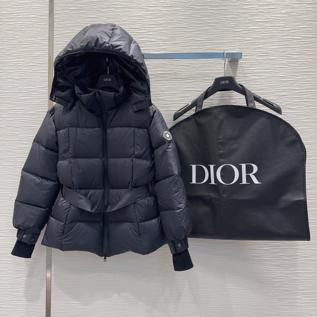 디올 패딩