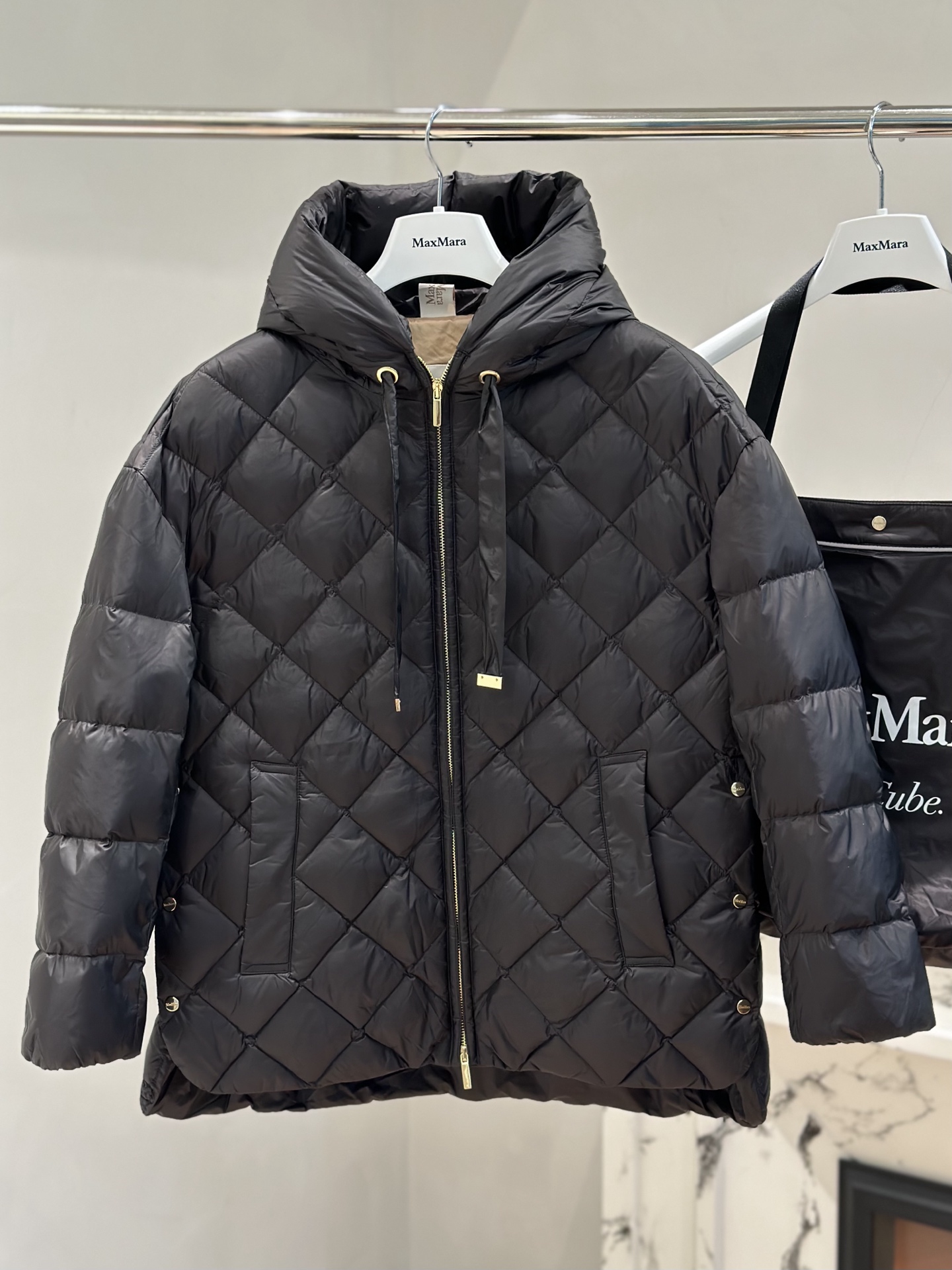 막스마라 패딩
