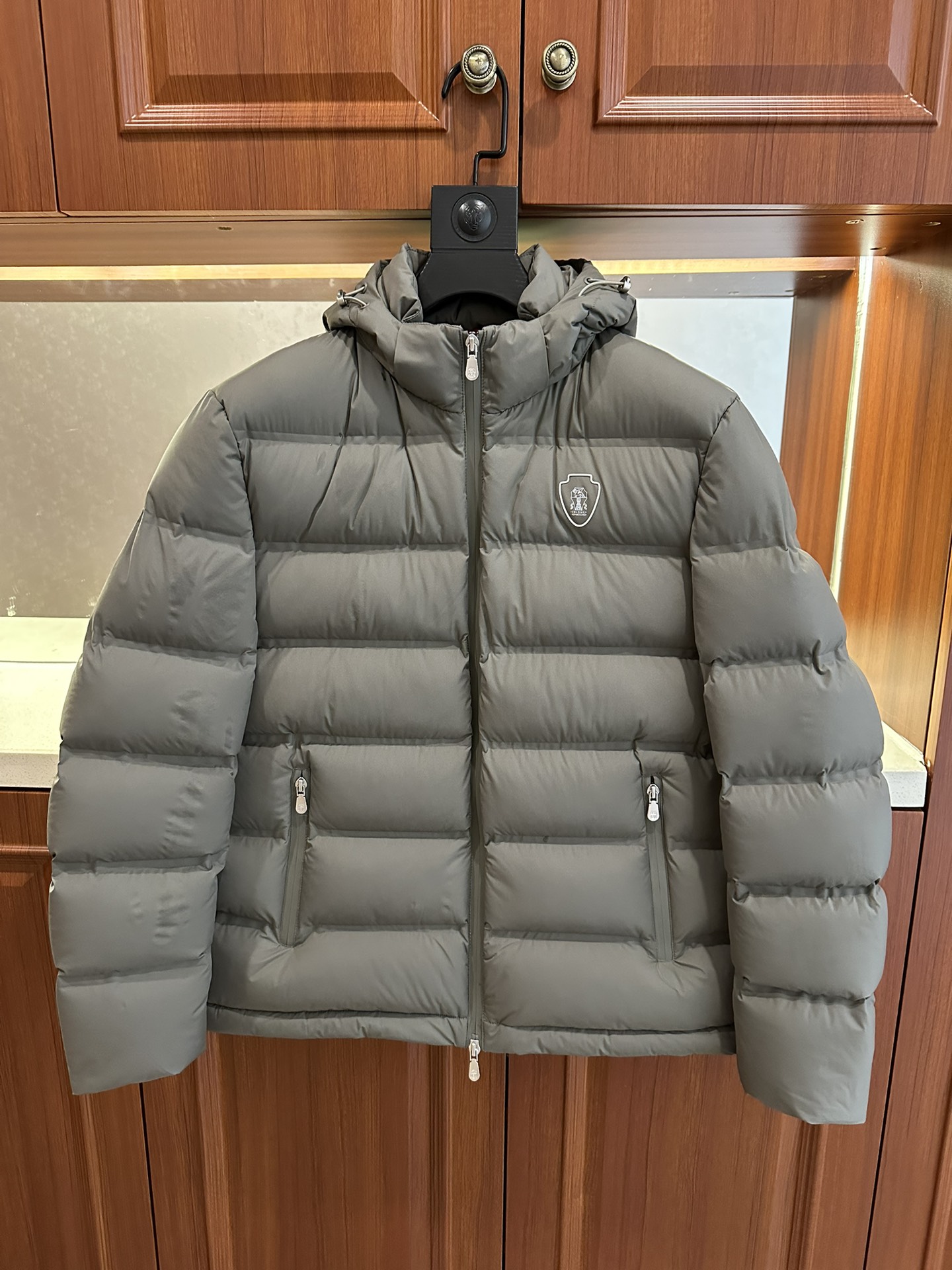 브루넬로쿠치넬리 패딩