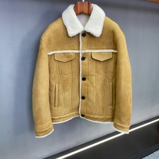 로로피아나 무스탕