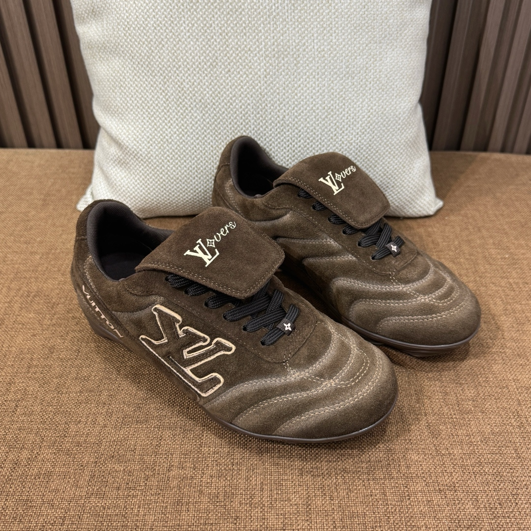 루이비통 스니커즈