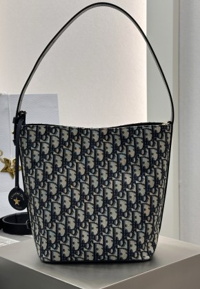 디올 스타스몰버킷백