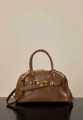 미우미우 아방뛰르스몰토트백