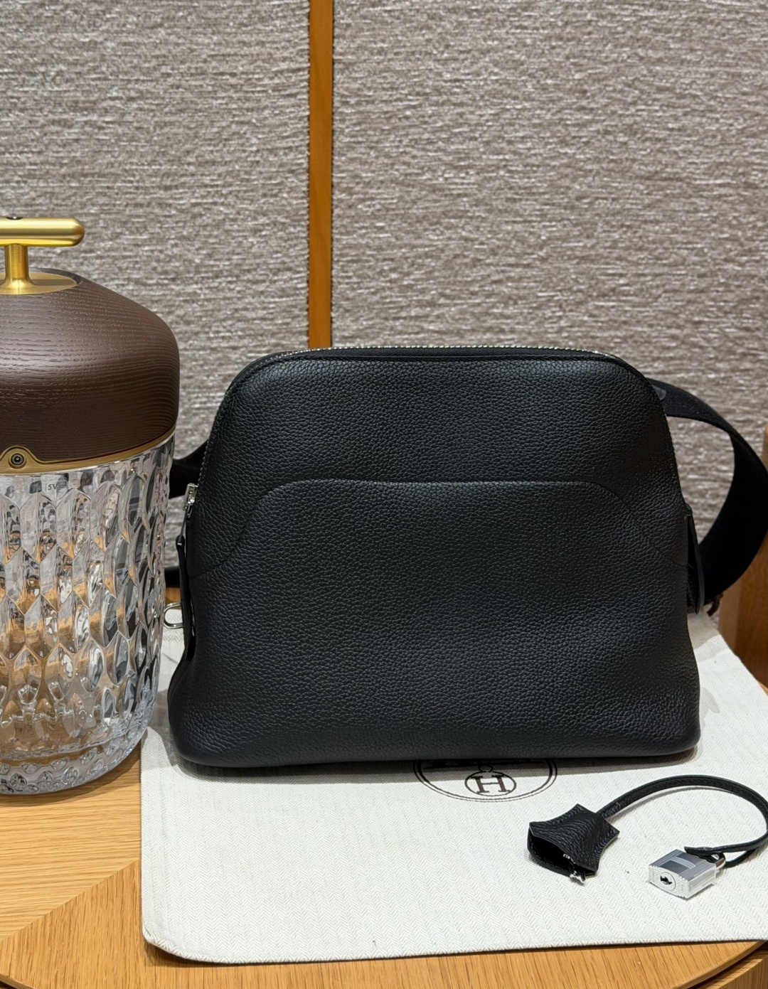 에르메스 볼리드메신저백