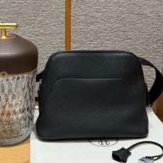 에르메스 볼리드메신저백