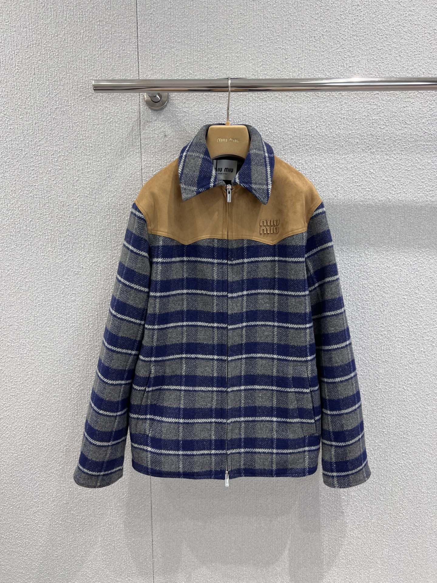 미우미우 자켓