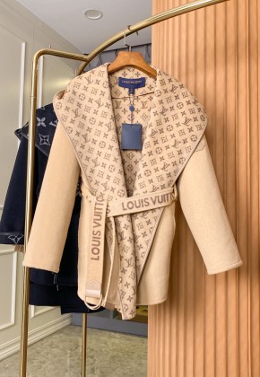루이비통 코트