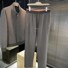 로로피아나 트레이닝복