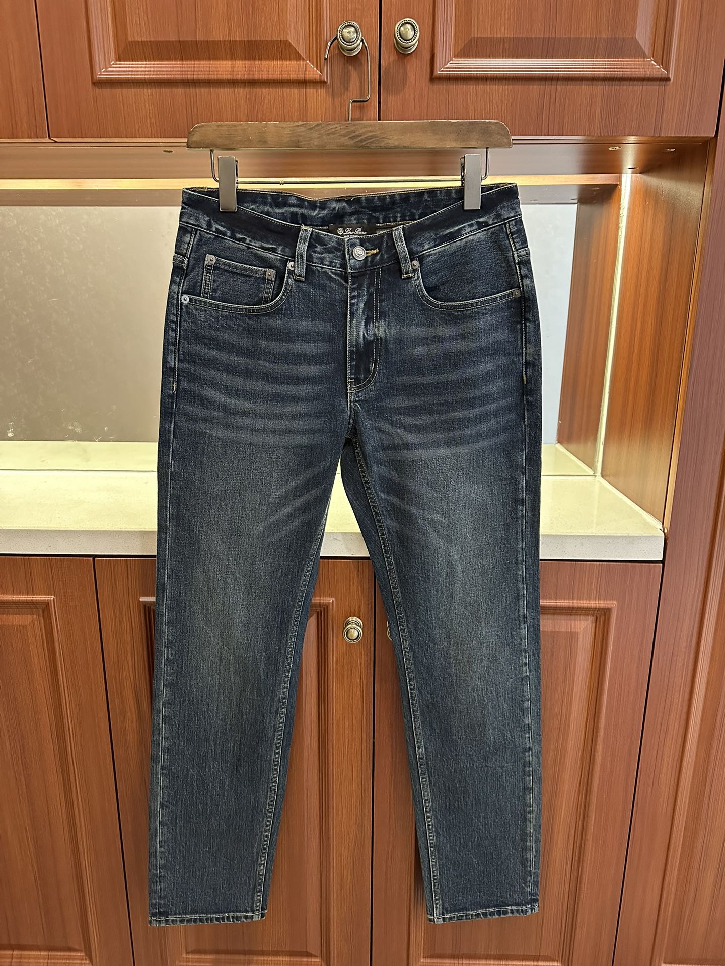 로로피아나 청바지