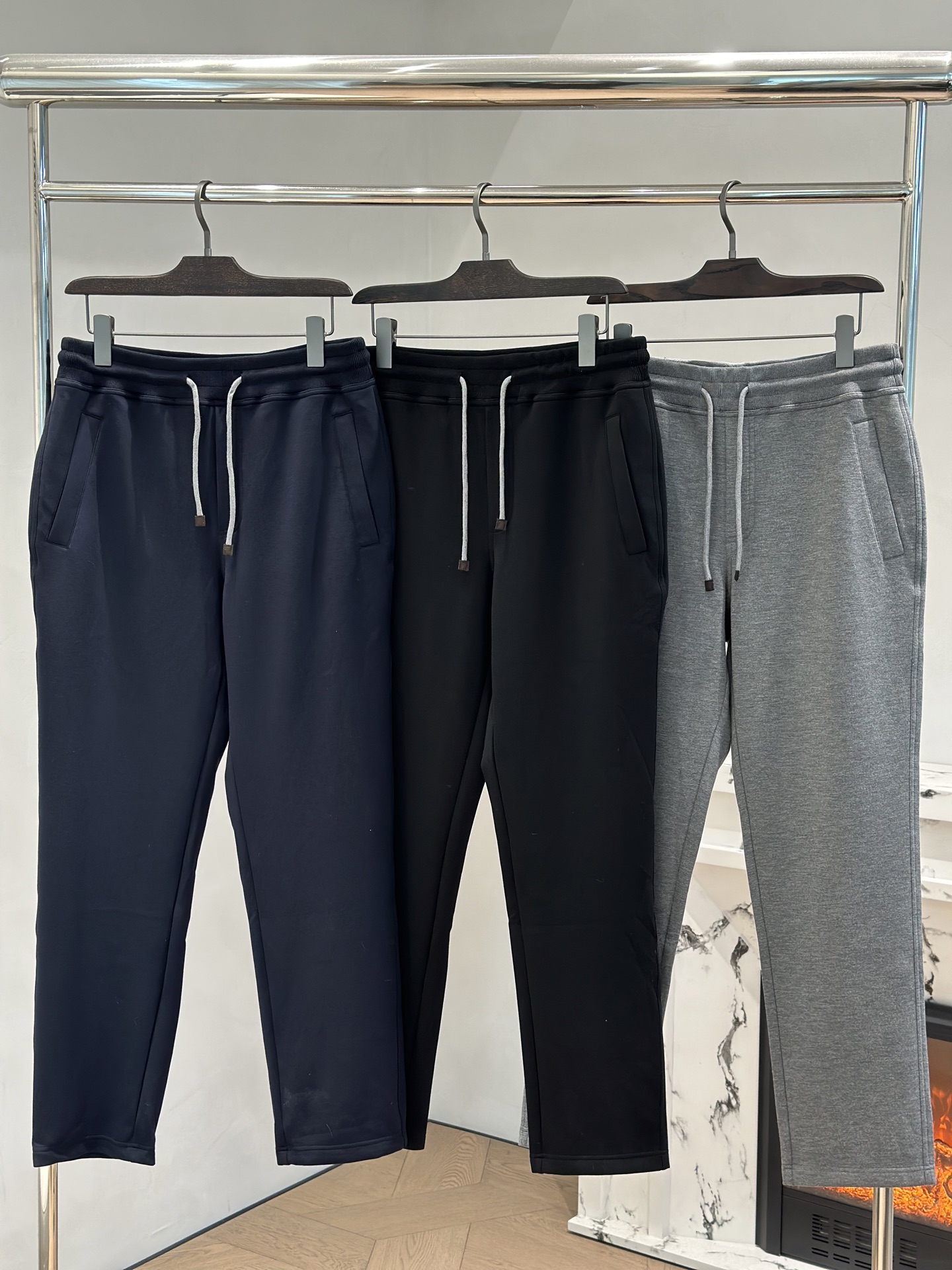 브루넬로쿠치넬리 바지