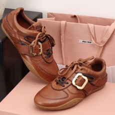 미우미우 스니커즈