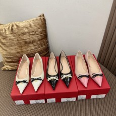 발렌티노 플랫슈즈