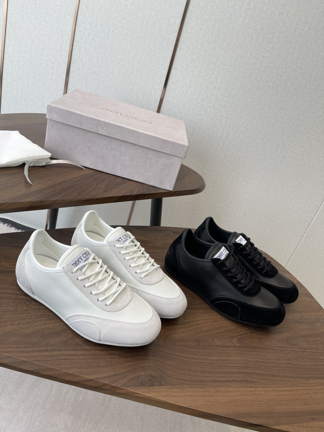 지미추 스니커즈