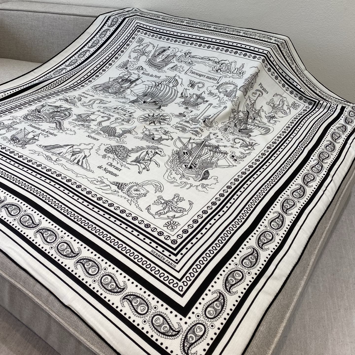 에르메스 스카프