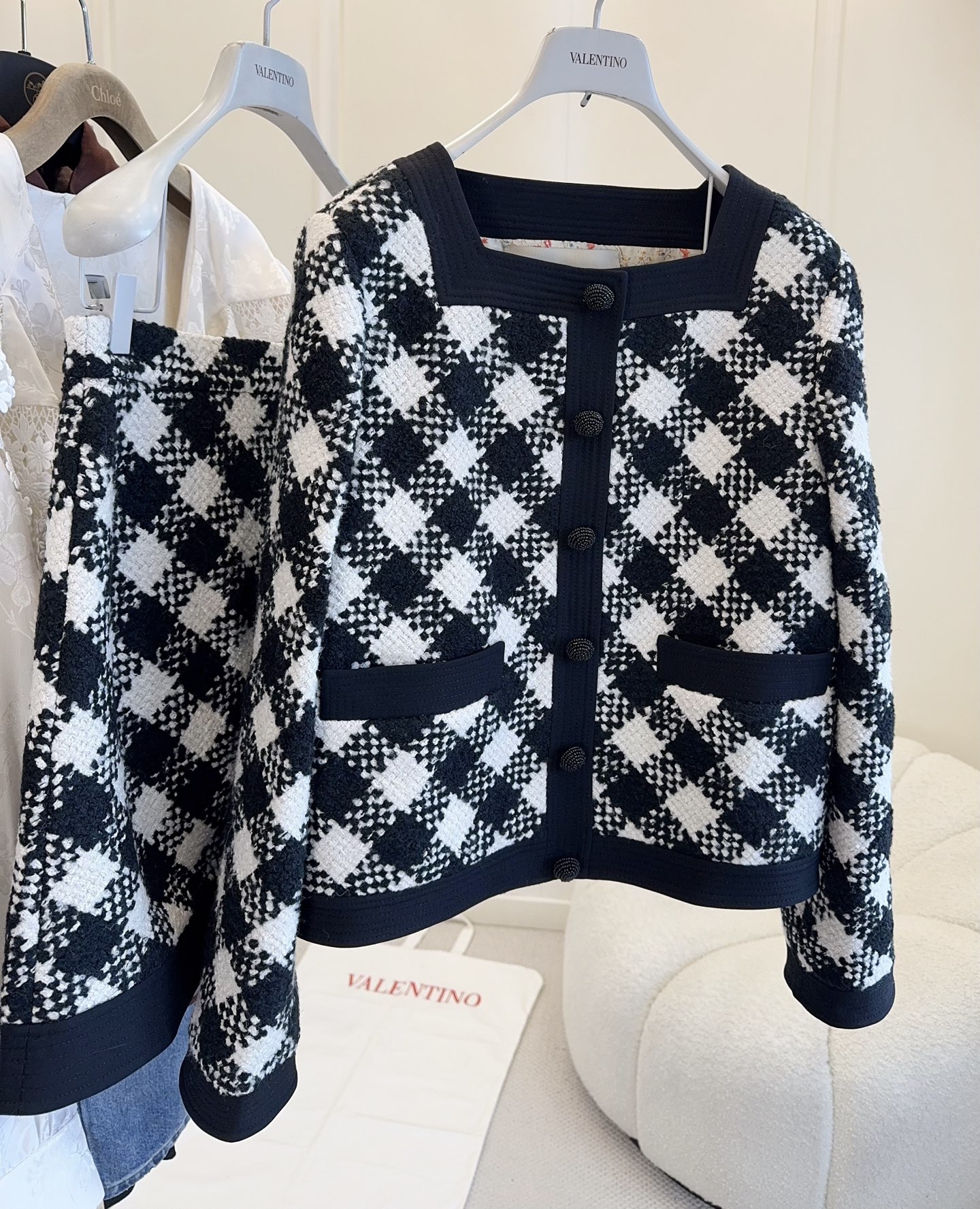 발렌티노 투피스