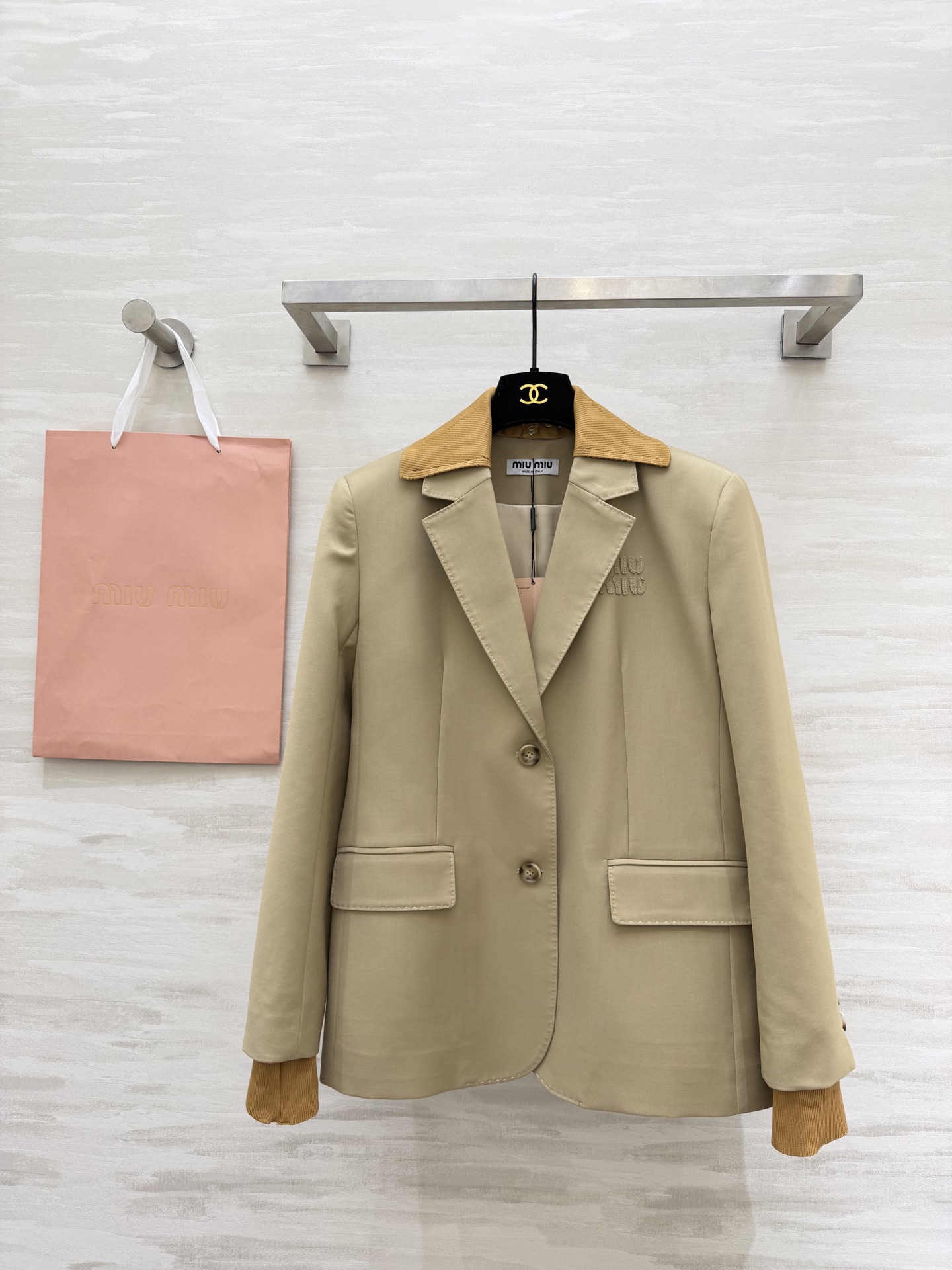 미우미우 정장자켓